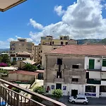 Donna Carmela - Centro Apartamento
