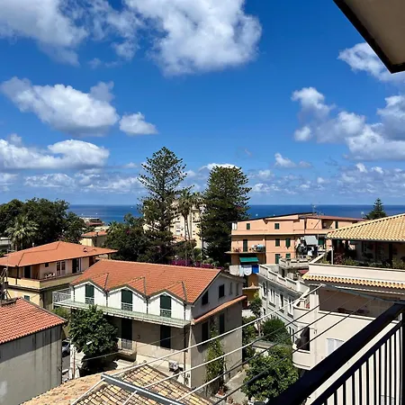 Donna Carmela * Tropea