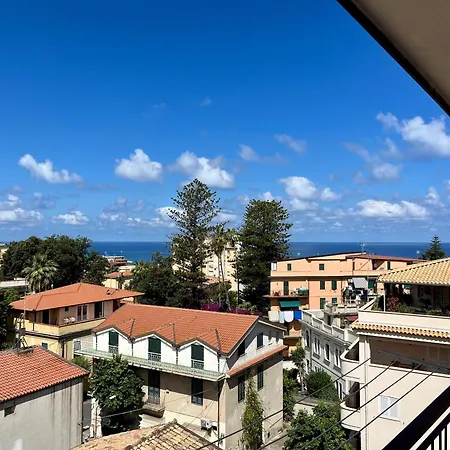 Donna Carmela * Tropea