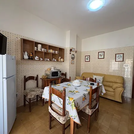 Donna Carmela - Centro Tropea